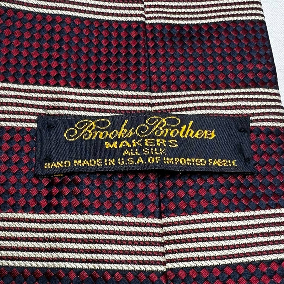 Brooks Brothers Makers All Silk Tie Striped Hand Made In USA Of Imported Fabric - Picture 3 of 9